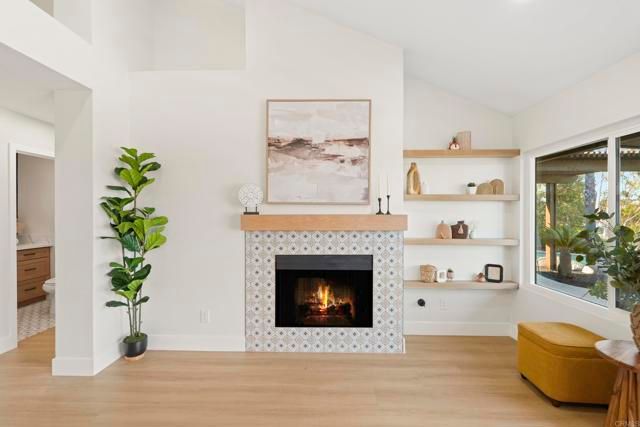 205 Tampico, Escondido, CA 92025