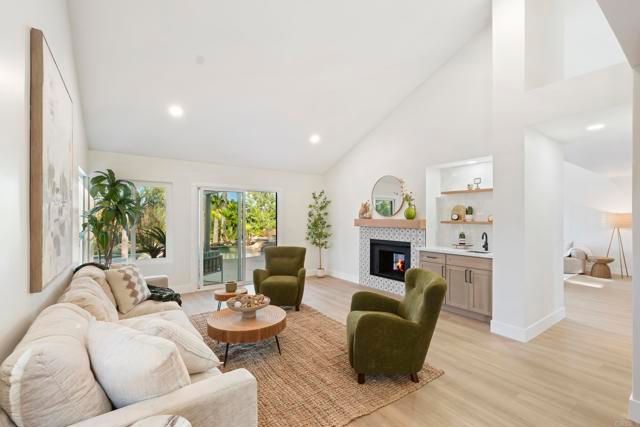 205 Tampico, Escondido, CA 92025