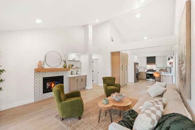 205 Tampico, Escondido, CA 92025