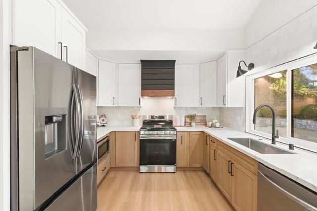 205 Tampico, Escondido, CA 92025