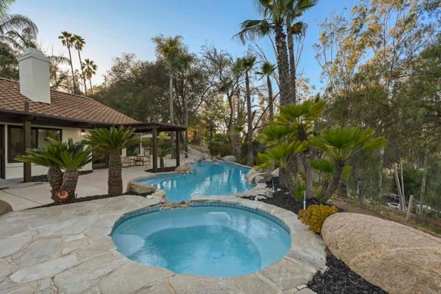 205 Tampico, Escondido, CA 92025