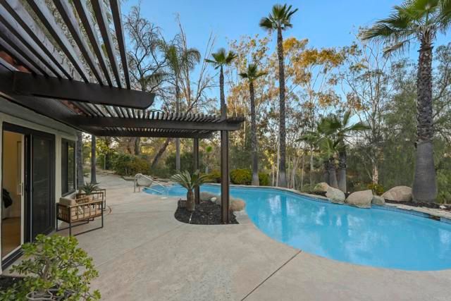 205 Tampico, Escondido, CA 92025