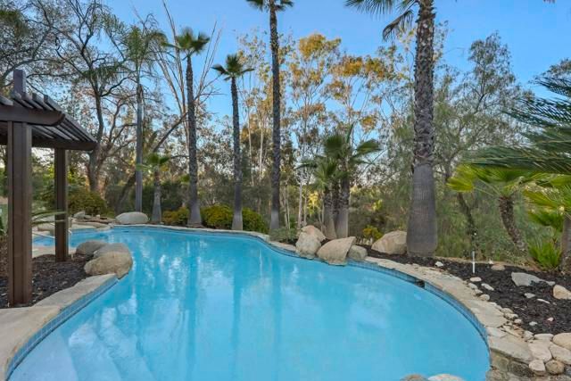 205 Tampico, Escondido, CA 92025