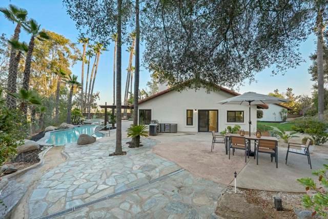 205 Tampico, Escondido, CA 92025