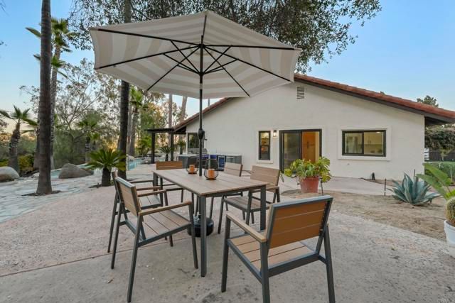 205 Tampico, Escondido, CA 92025