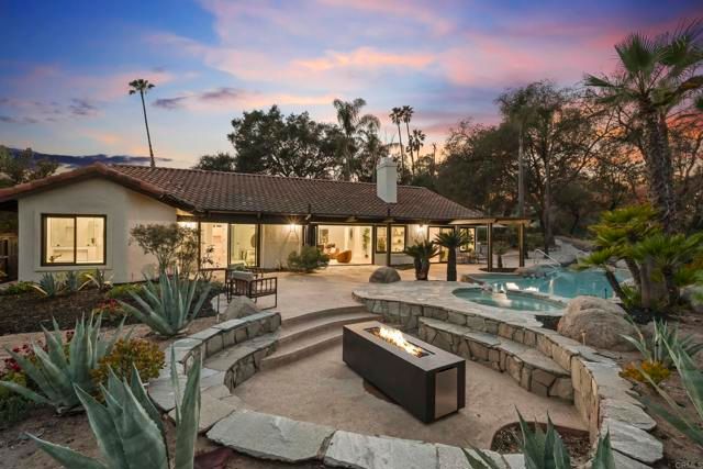 205 Tampico, Escondido, CA 92025