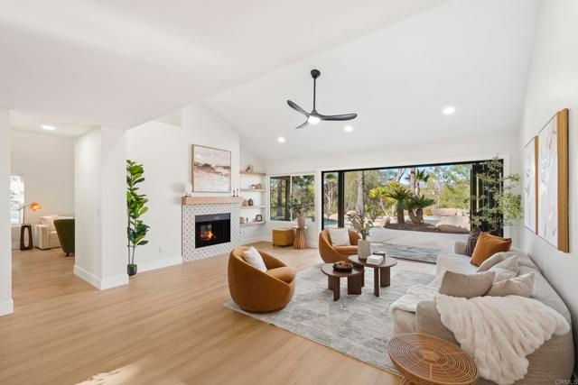 205 Tampico, Escondido, CA 92025