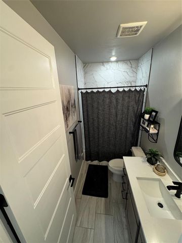 2247 Jackson Lane, Blanchard, OK 73010