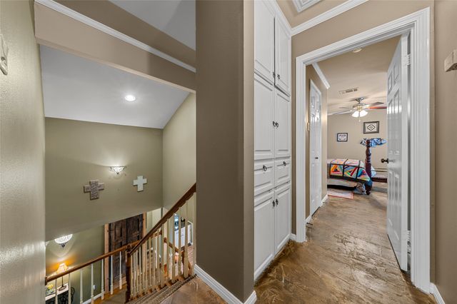 212 Shady Place Drive, Waco, TX 76712