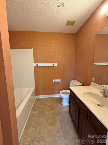 110 Steam Engine Drive 202, Mooresville, NC 28115