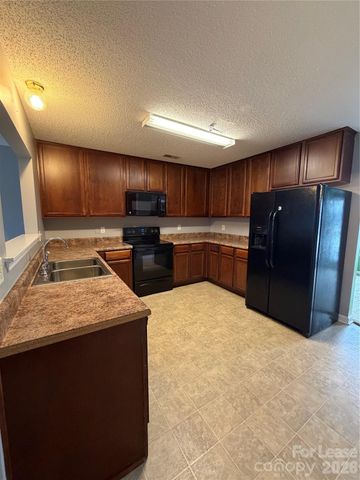 110 Steam Engine Drive 202, Mooresville, NC 28115