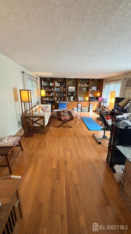 339 Raymond Road, South Brunswick, NJ 08540