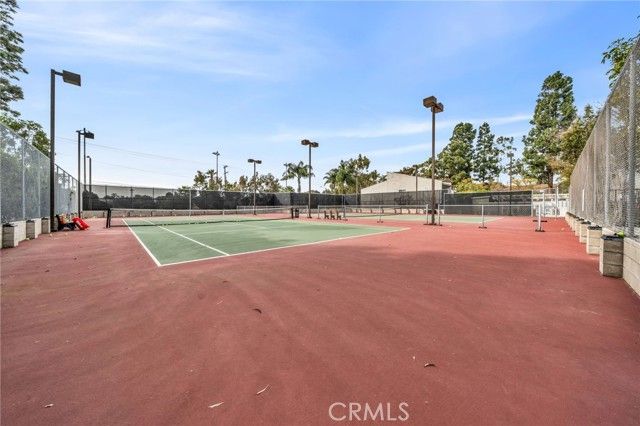 902 Camino Real 208, Redondo Beach, CA 90277