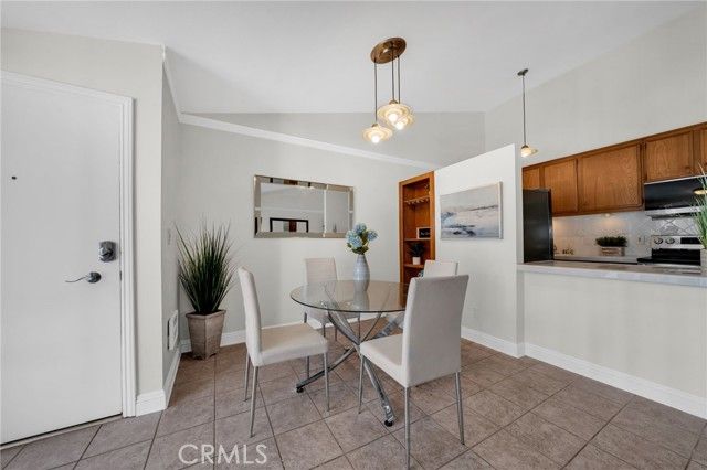 902 Camino Real 208, Redondo Beach, CA 90277