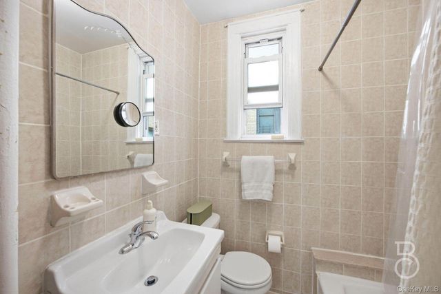 30-19 33rd Street, Astoria, NY 11102