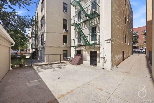 30-19 33rd Street, Astoria, NY 11102