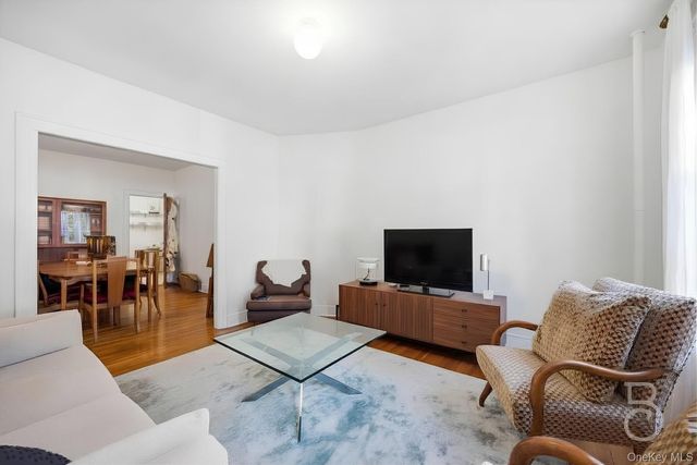 30-19 33rd Street, Astoria, NY 11102