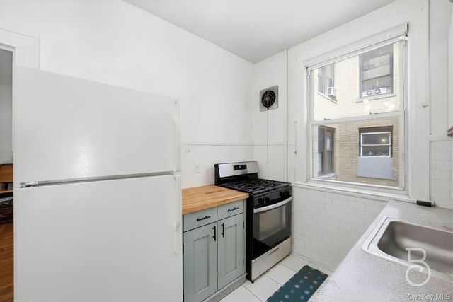 30-19 33rd Street, Astoria, NY 11102