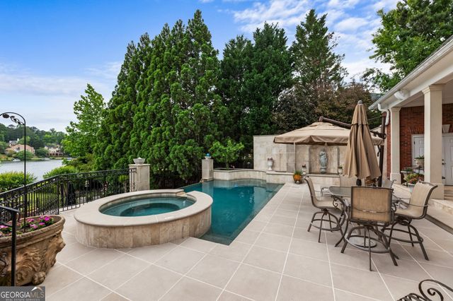 1075 Carnoustie Lane, Alpharetta, GA 30005