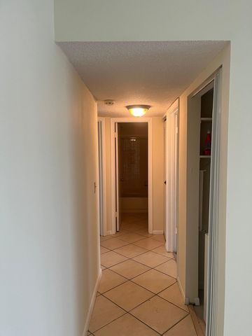 9993 Three Lakes Circle, Boca Raton, FL 33428