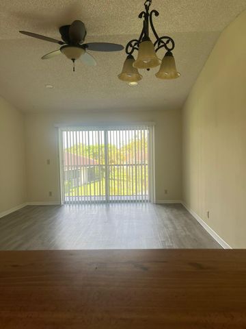 9993 Three Lakes Circle, Boca Raton, FL 33428
