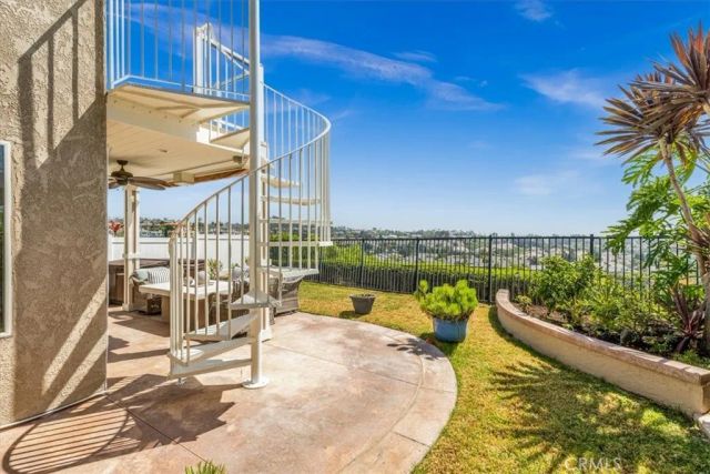 20 Hyannis, Laguna Niguel, CA 92677