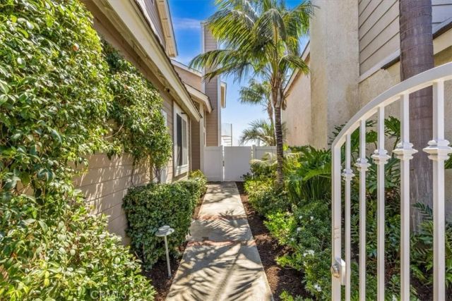 20 Hyannis, Laguna Niguel, CA 92677