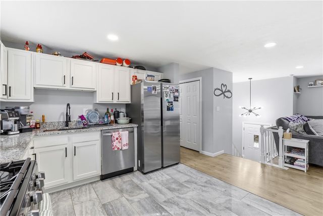 181 Jade Dr, Penn Hills, PA 15147