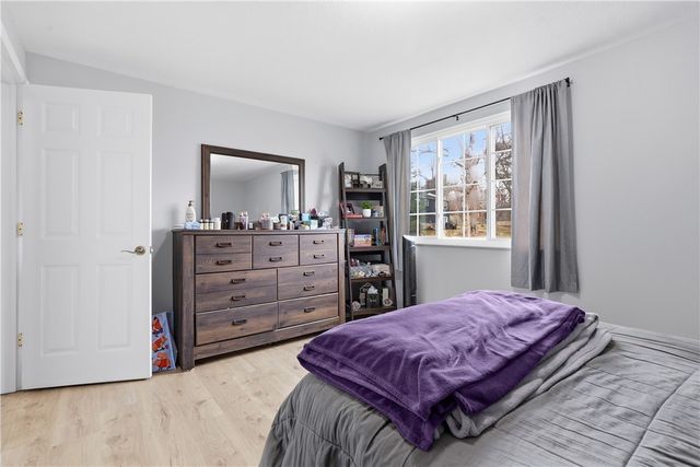 181 Jade Dr, Penn Hills, PA 15147