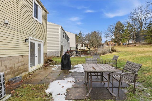 181 Jade Dr, Penn Hills, PA 15147