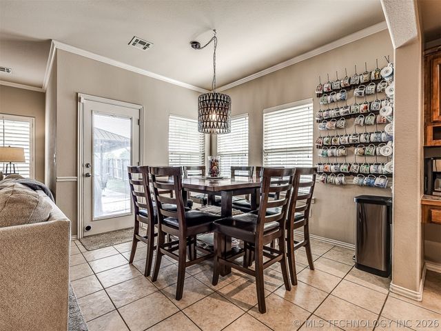 2006 W 120th Street, Jenks, OK 74037