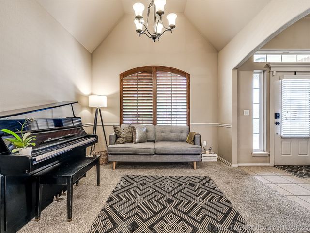 2006 W 120th Street, Jenks, OK 74037