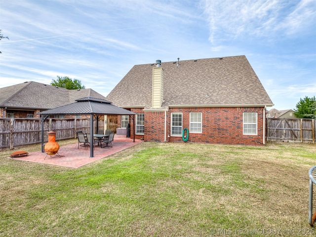 2006 W 120th Street, Jenks, OK 74037