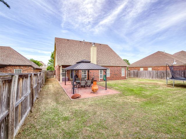 2006 W 120th Street, Jenks, OK 74037