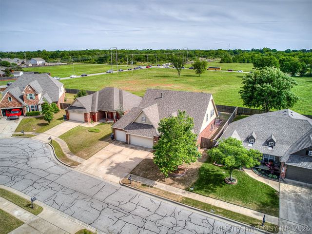 2006 W 120th Street, Jenks, OK 74037