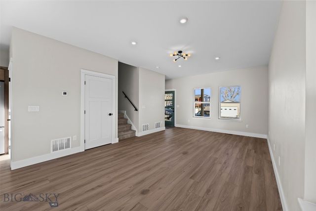 607 N L Street, Livingston, MT 59047