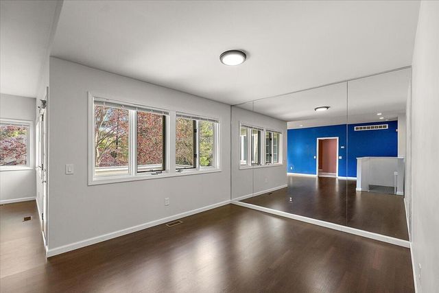 35052 Meadow Lane, Farmington Hills, MI 48335
