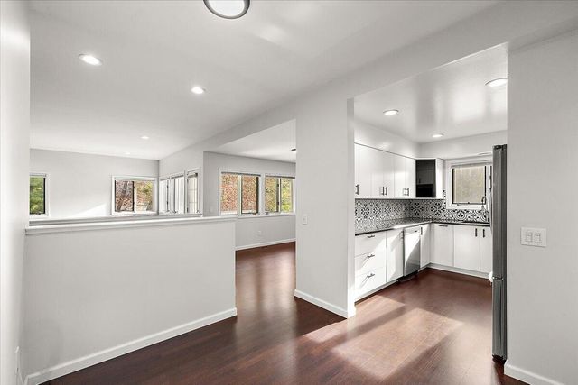 35052 Meadow Lane, Farmington Hills, MI 48335