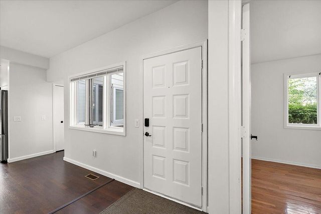 35052 Meadow Lane, Farmington Hills, MI 48335