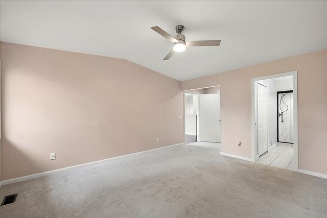 35052 Meadow Lane, Farmington Hills, MI 48335