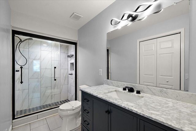 35052 Meadow Lane, Farmington Hills, MI 48335