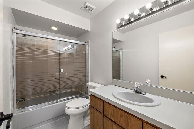 35052 Meadow Lane, Farmington Hills, MI 48335