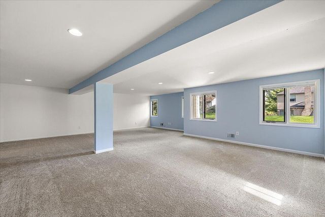 35052 Meadow Lane, Farmington Hills, MI 48335