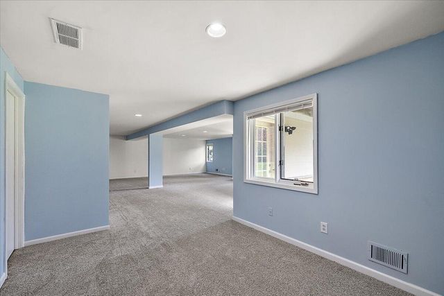 35052 Meadow Lane, Farmington Hills, MI 48335