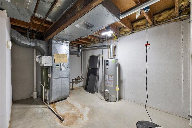 35052 Meadow Lane, Farmington Hills, MI 48335