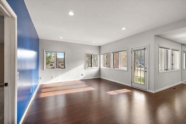 35052 Meadow Lane, Farmington Hills, MI 48335