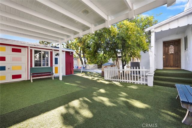 249 Zerr Court, Glendale, CA 91206