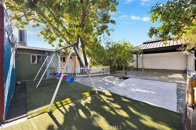 249 Zerr Court, Glendale, CA 91206