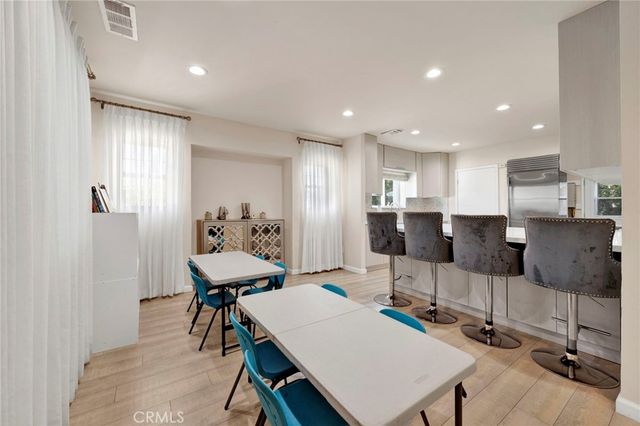 249 Zerr Court, Glendale, CA 91206
