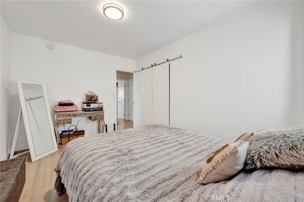 Image 10 of property listing at 249 Zerr Court, Glendale, CA 91206